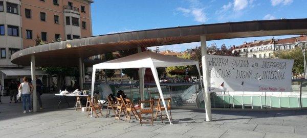 Acogida en la Plaza San Juan de Irun