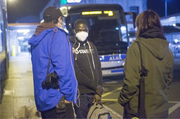 Accueil par Gautxori à la gare de RENFE à Irun.